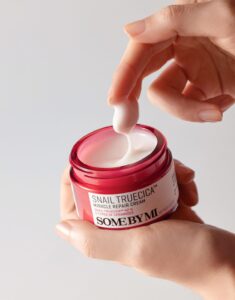 Dầu tẩy trang chiết xuất thiên nhiên dịu nhẹ