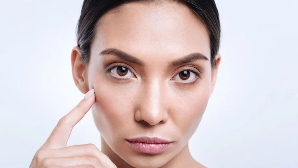 Di Truyền Có ảnh Hưởng đến Hình Dáng Hai Bên Má