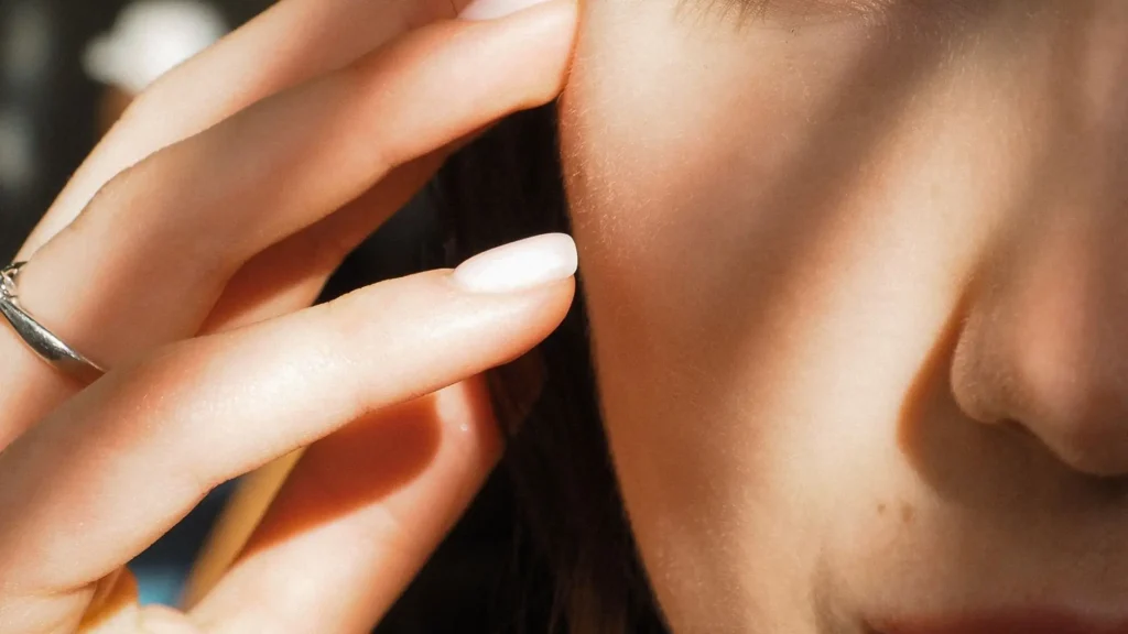 Mất Elastin Khiến Vùng Má Thay đổi Như Thế Nào