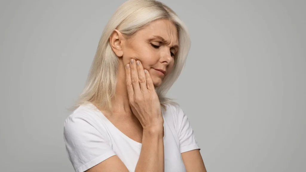 Thiếu Collagen Có Làm đường Viền Hàm Nhanh Chảy Xệ