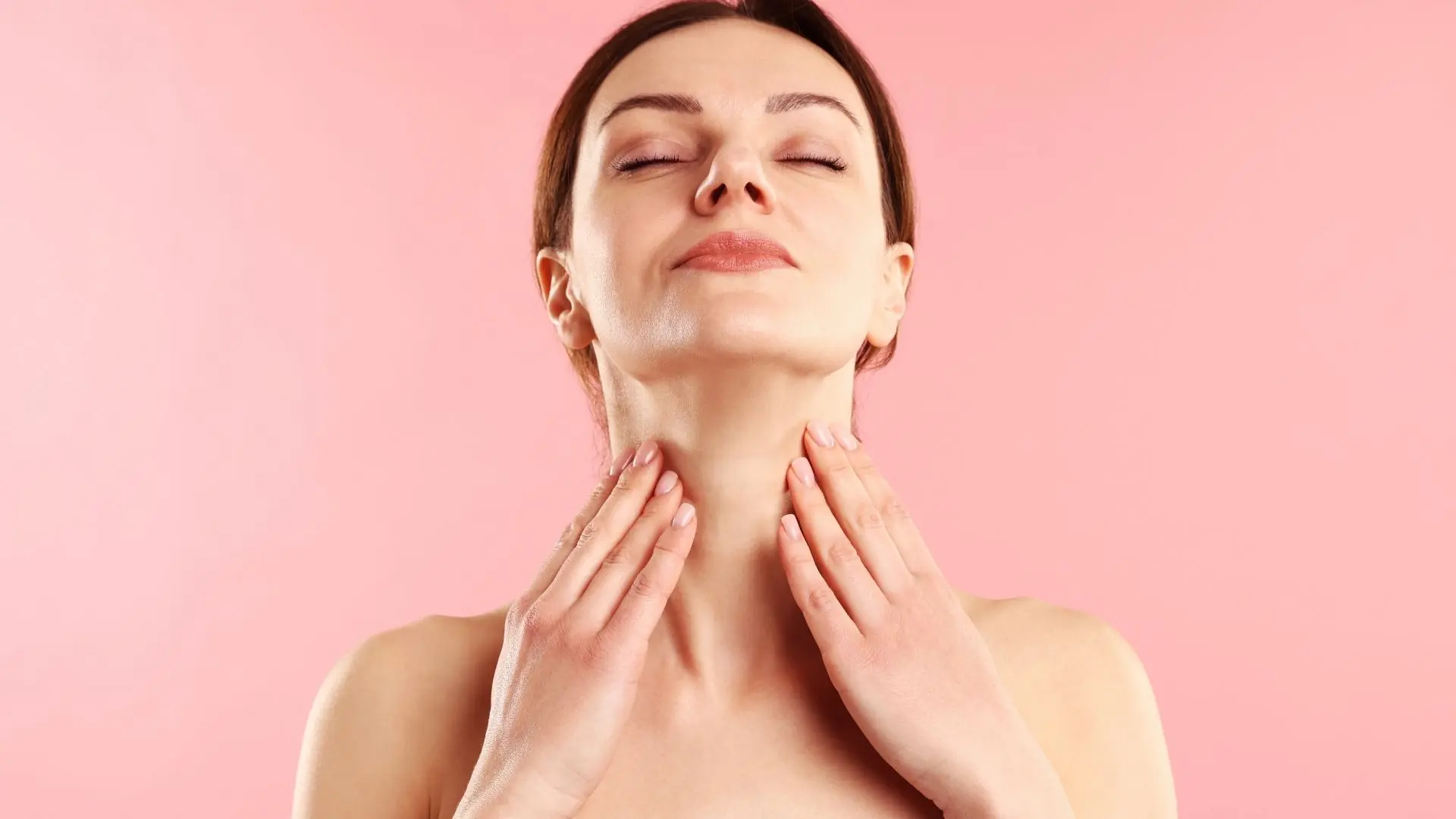Vì Sao Vùng Cổ Già đi Nhanh Hơn Dù Gương Mặt Vẫn Còn Trẻ